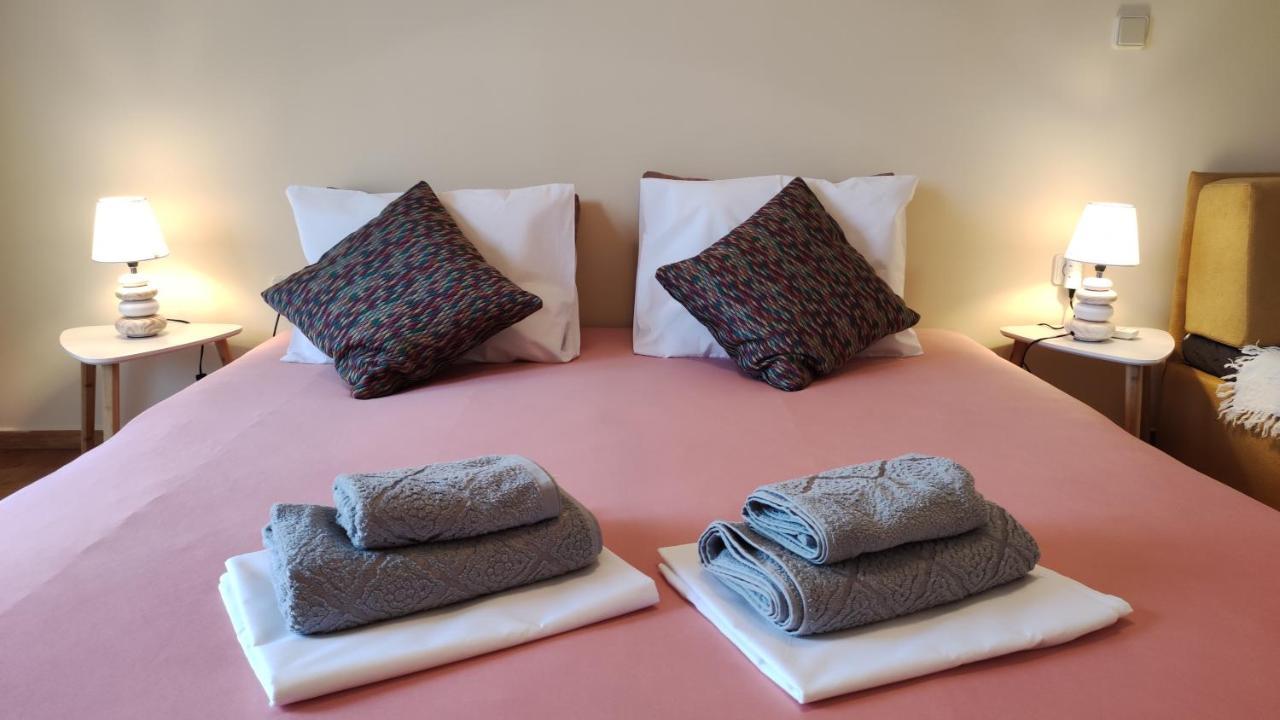 The Golden Guest House Peraía Екстериор снимка
